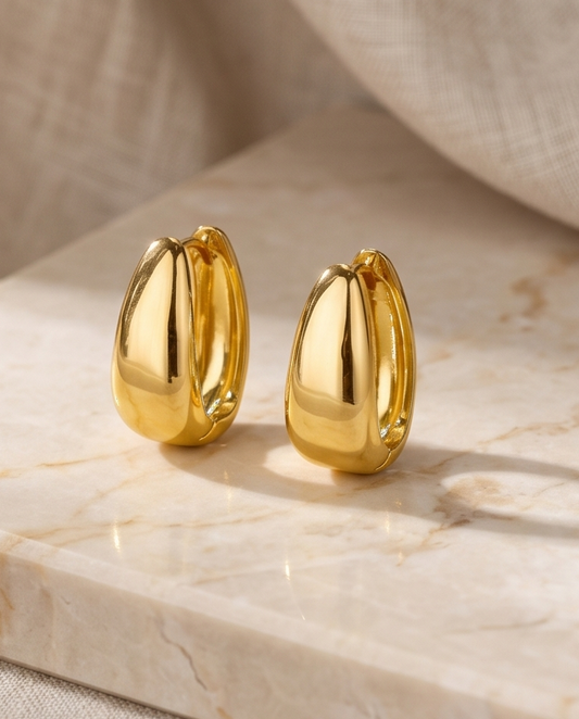 Aros Camelia Dorados Bañados en Oro